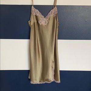 Vitoria Secret Nighty